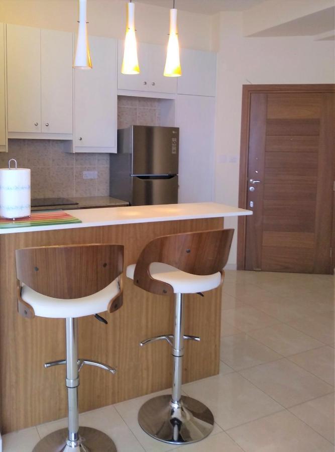 T&E Apartment Larnaca Exterior foto